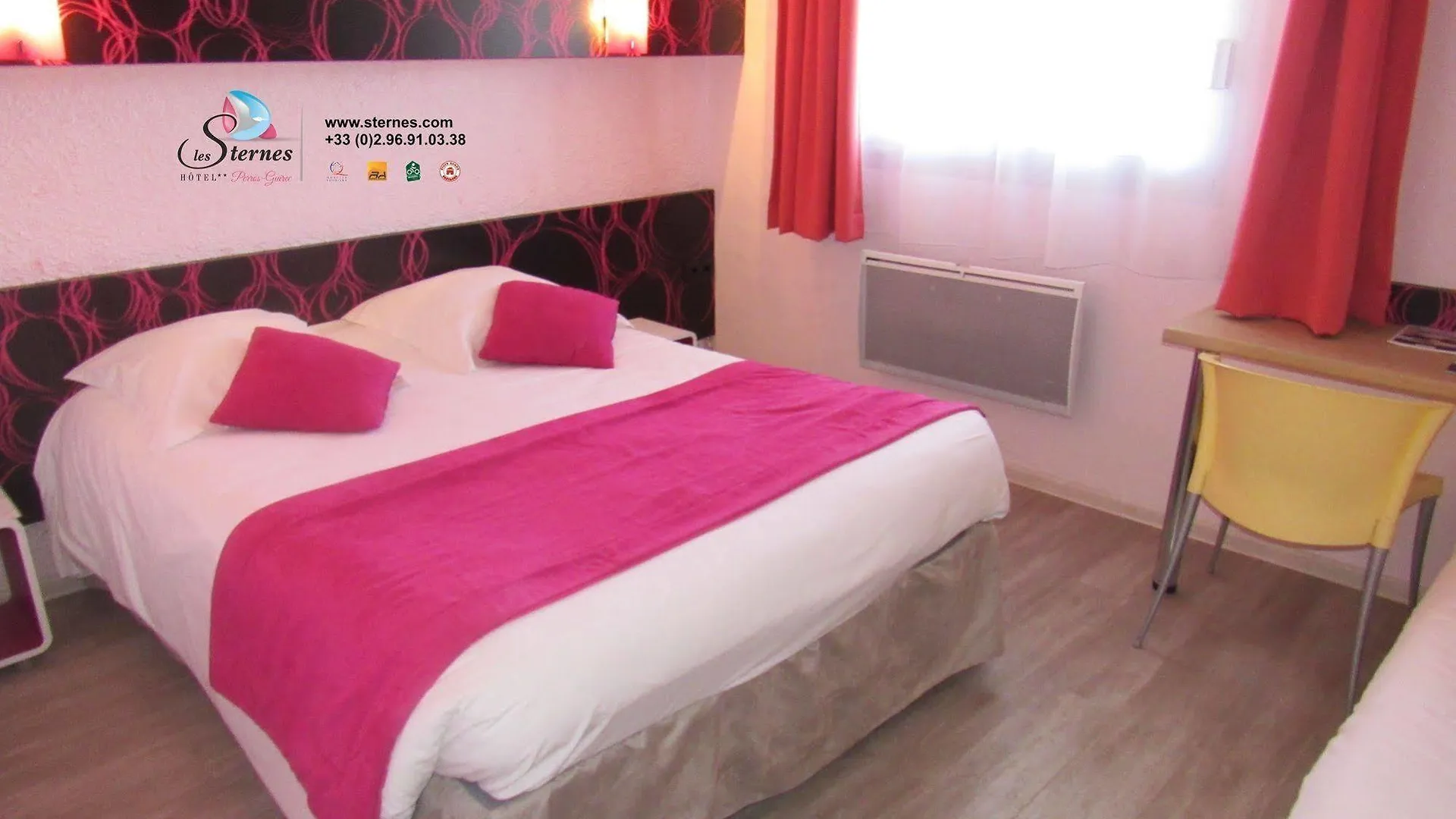 Citotel Les Sternes Perros-Guirec 2*,  France