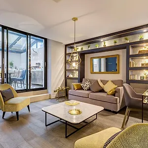 *** Hotel Logis Jardin De Villiers France